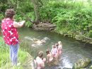 ... beim Baden in der Bever